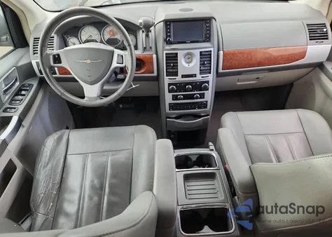 2008 Chrysler Town & Country Touring z USA, uszkodzony, nr VIN 2A8HR54P28R738938